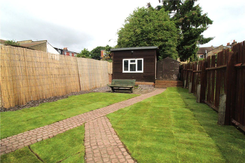 Property photo 2 of 12 Garden