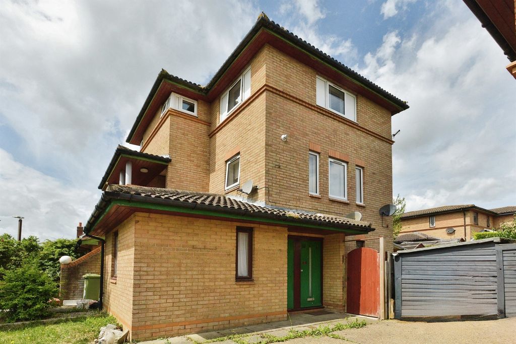 Property photo 1 of 14