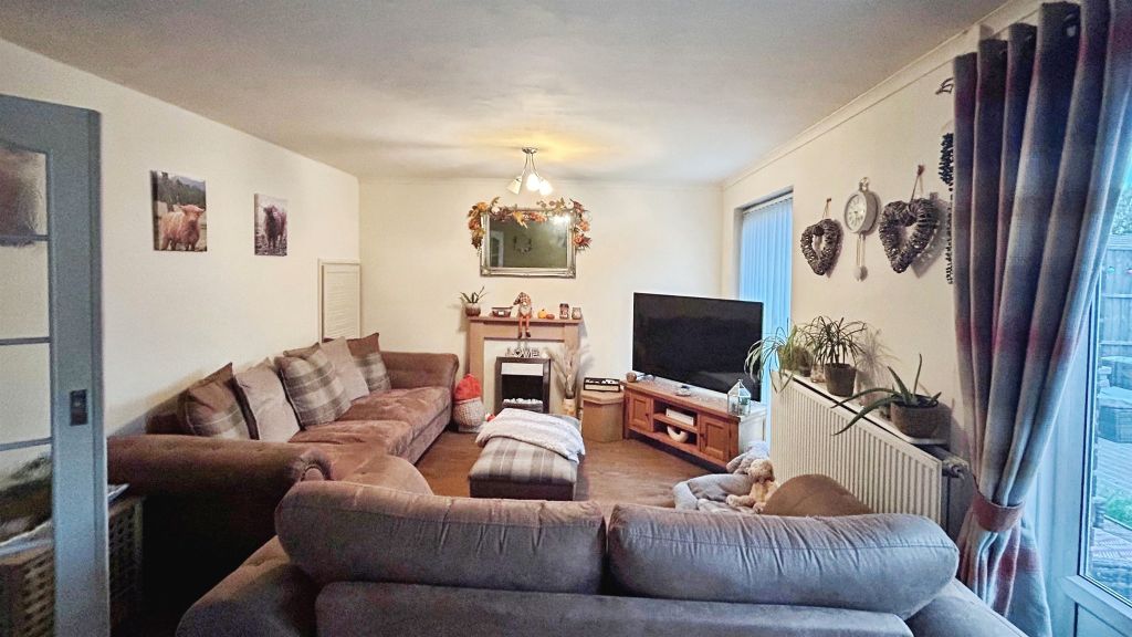 Property photo 2 of 24