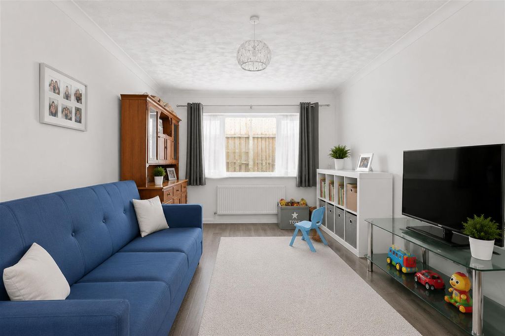 Property photo 2 of 15 4D4A4621.Jpg