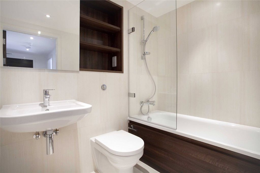 Property photo 3 of 9 Picture No. 02