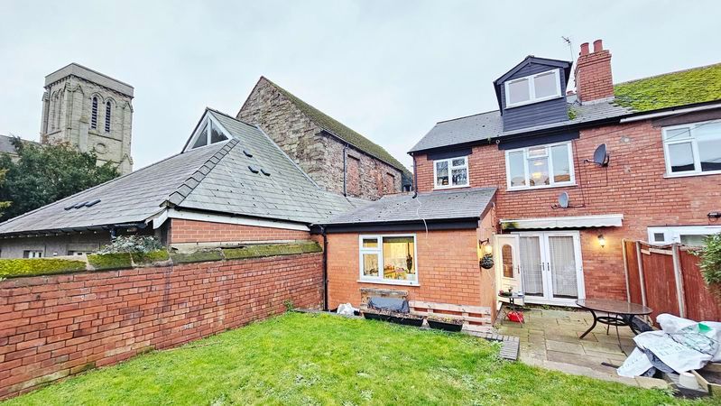 Property photo 1 of 11 Photo 10