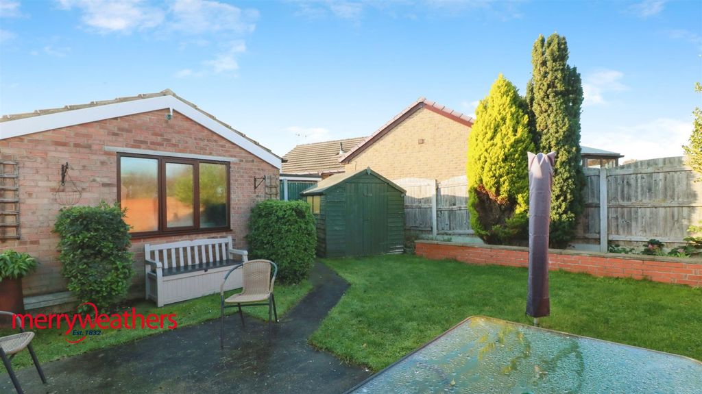 Property photo 3 of 17 External