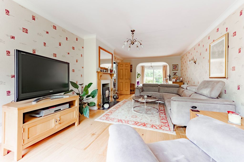 Property photo 2 of 29