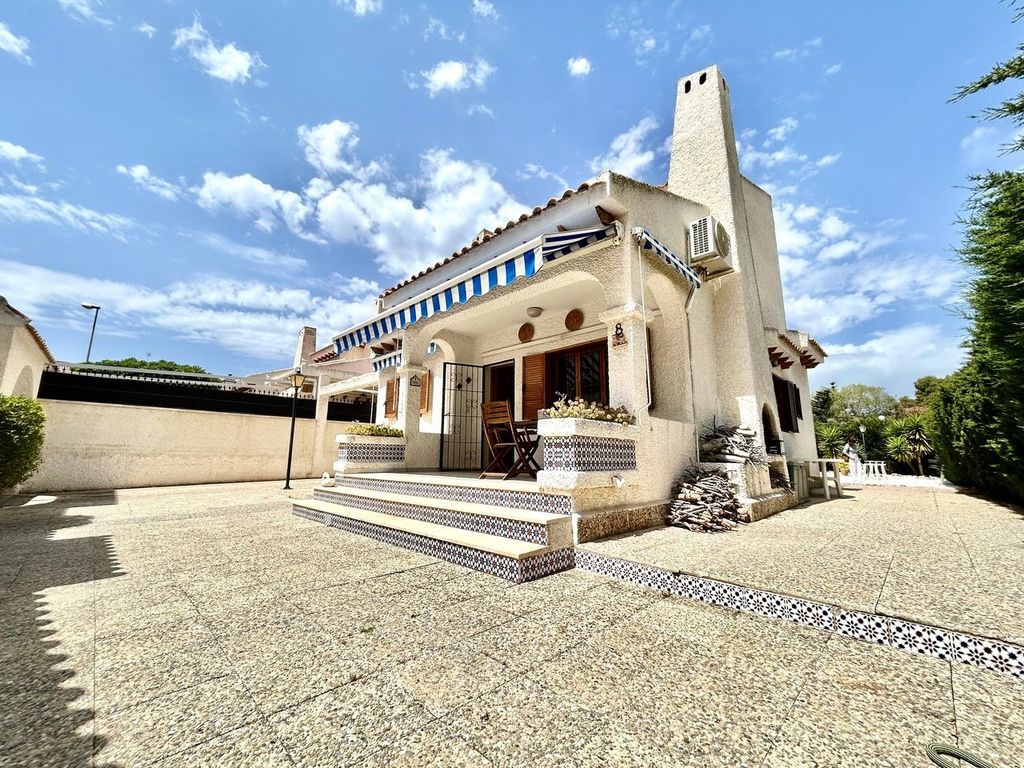 Property photo 1 of 43