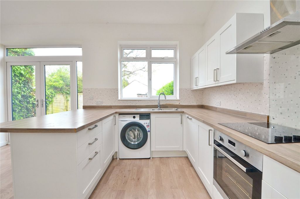 Property photo 3 of 12 Picture No. 09