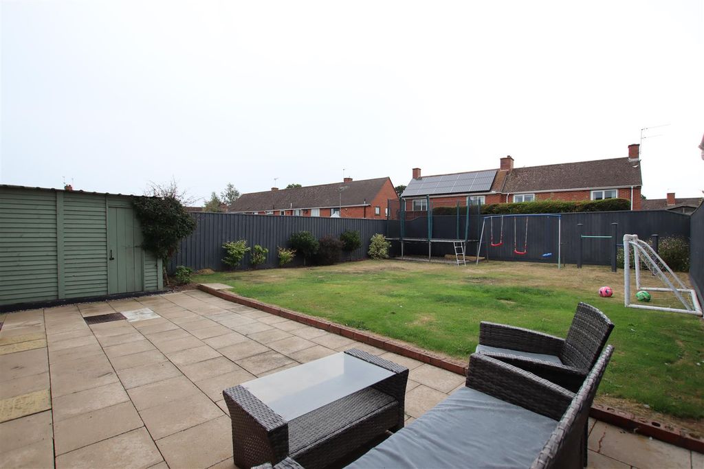Property photo 2 of 14 Rear Garden.Jpg
