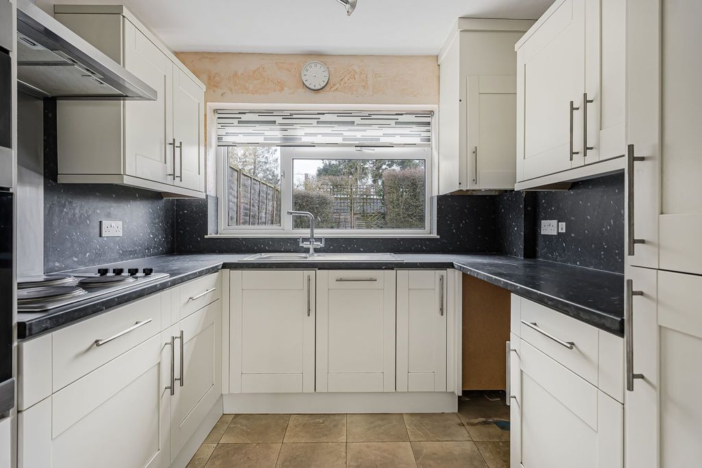 Property photo 2 of 17 Photograph 22