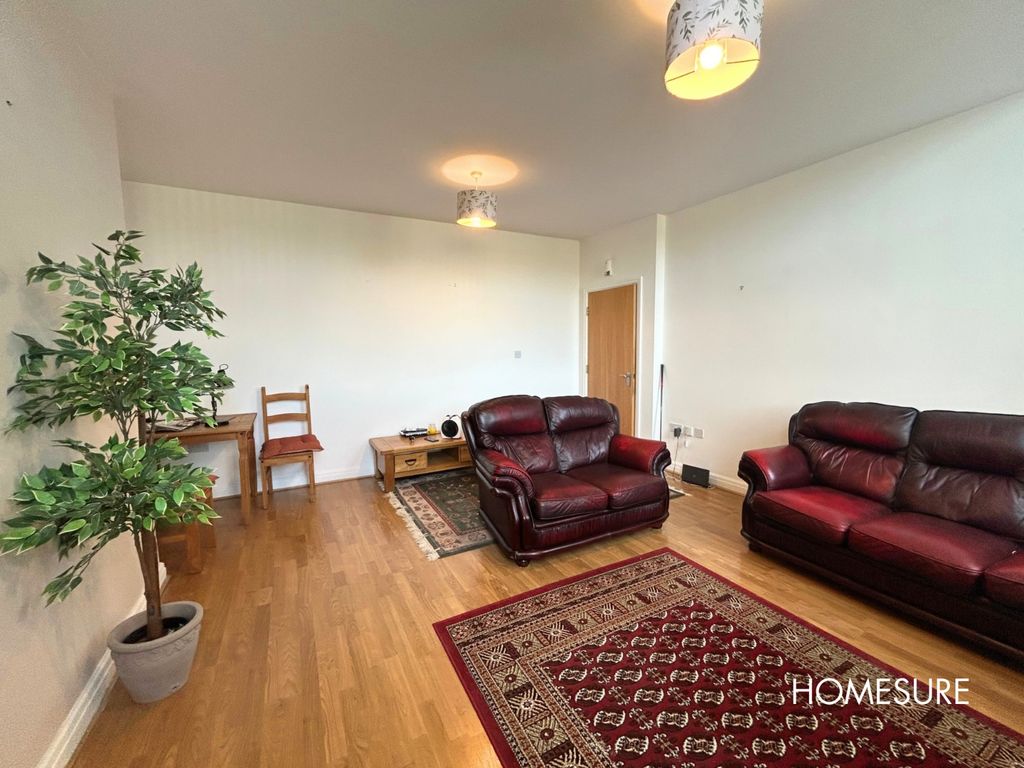 Property photo 2 of 7 Living Room