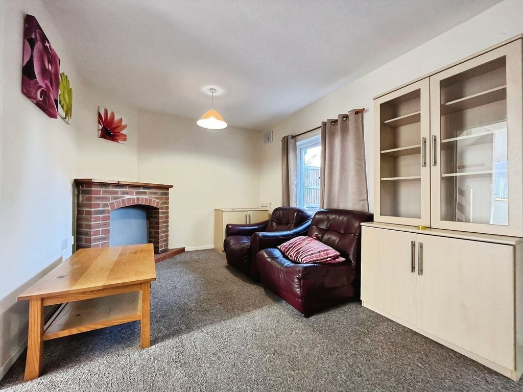 Property photo 3 of 9