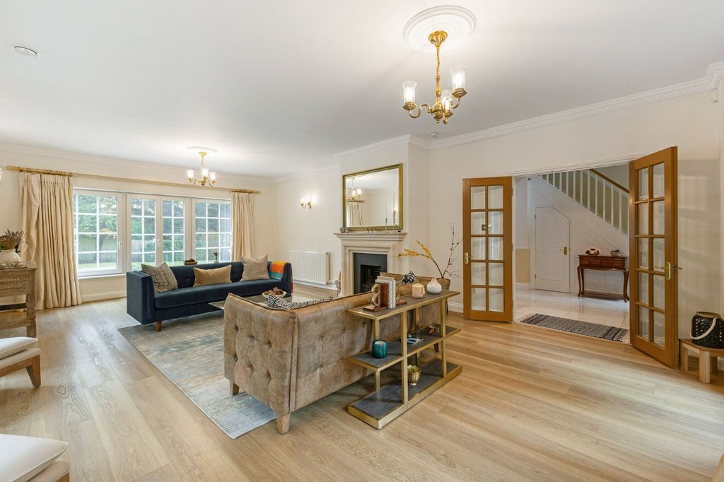 Property photo 3 of 25 Picture No. 17