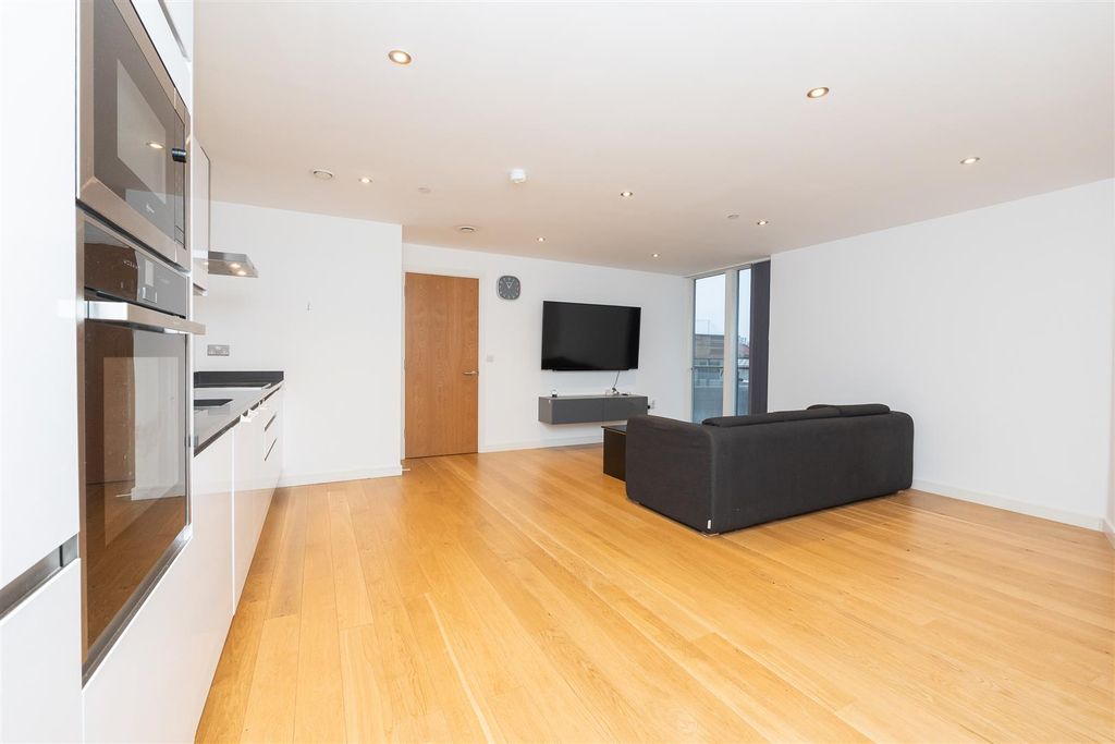 Property photo 3 of 24 Apart-902-N1-Bristol-Bs1-2Nj-15.Jpg