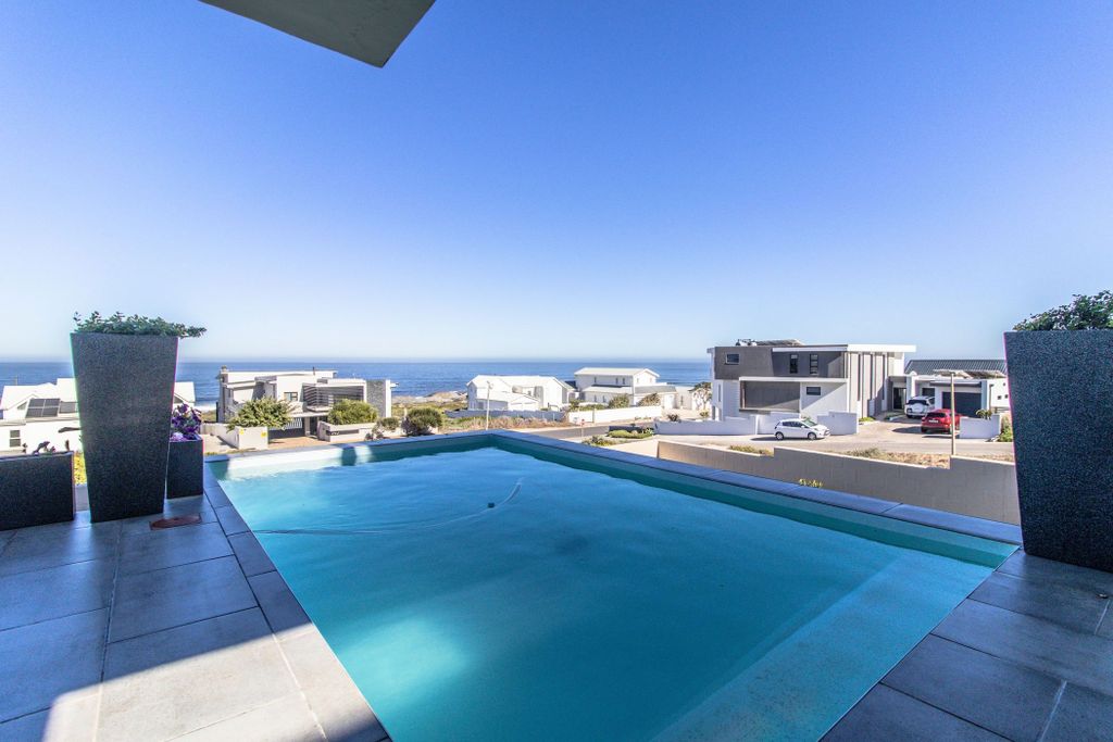 Property photo 3 of 34 La1700206