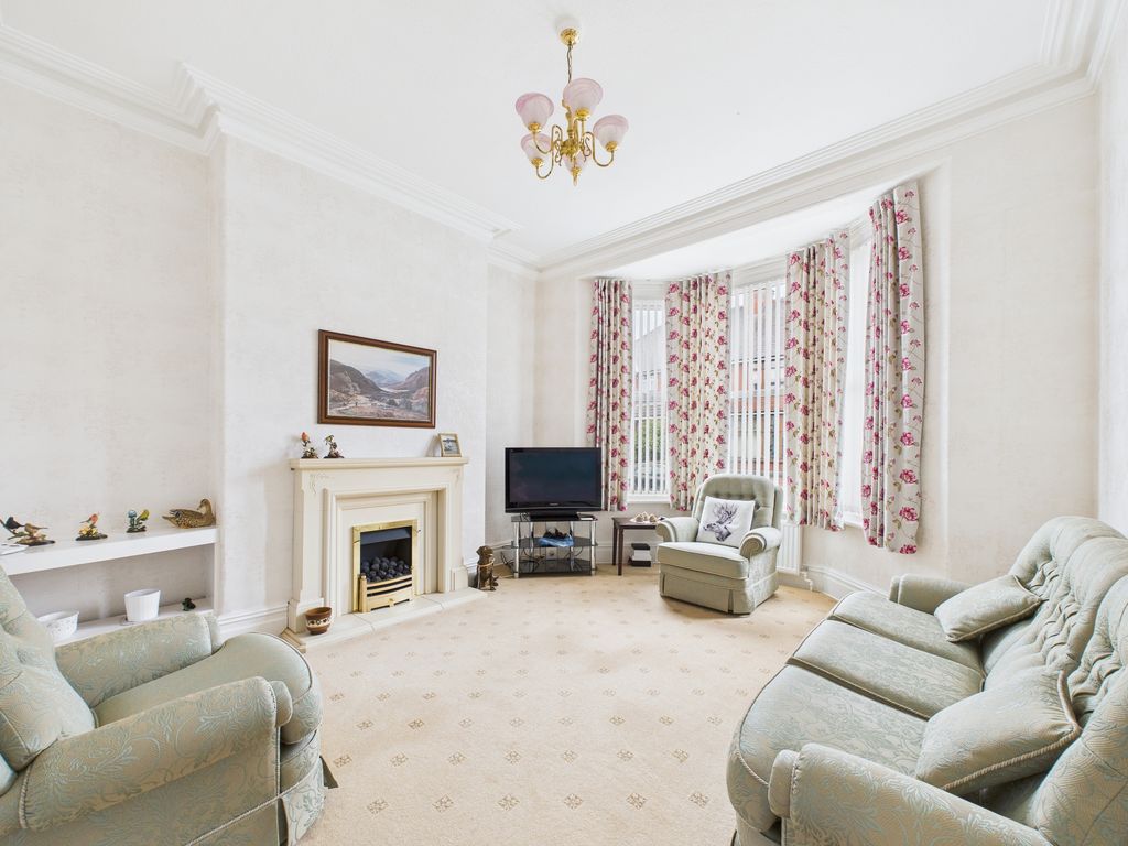 Property photo 3 of 34