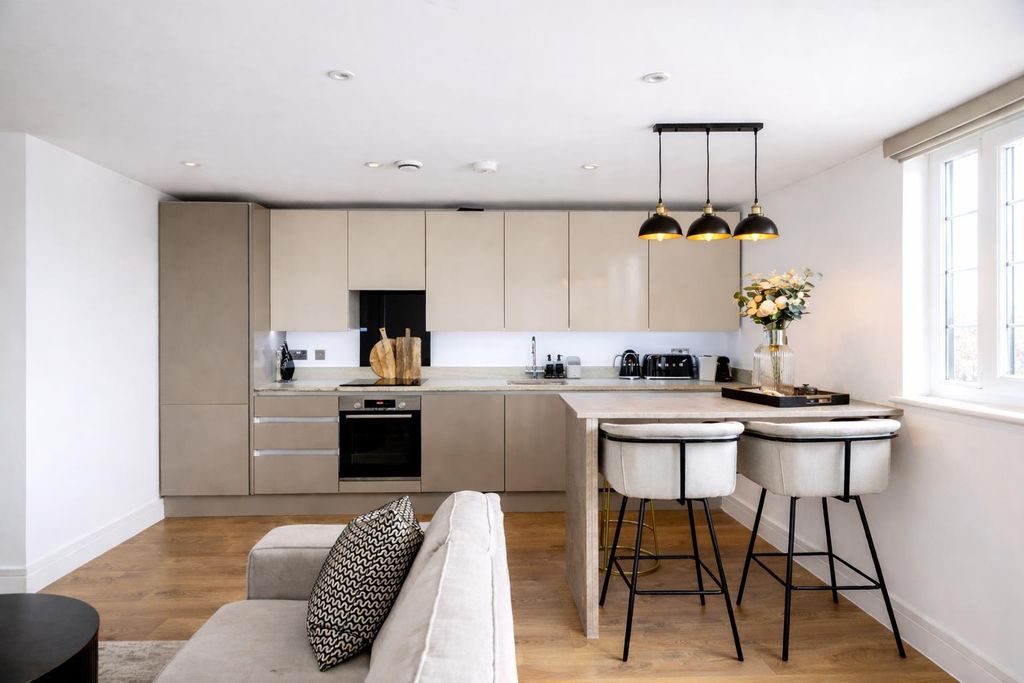 Property photo 1 of 14 Lounge3.Png