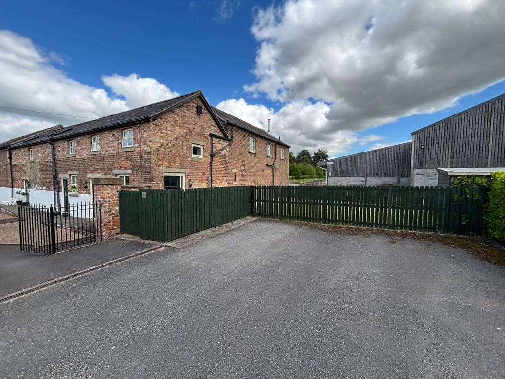Property photo 1 of 15 External