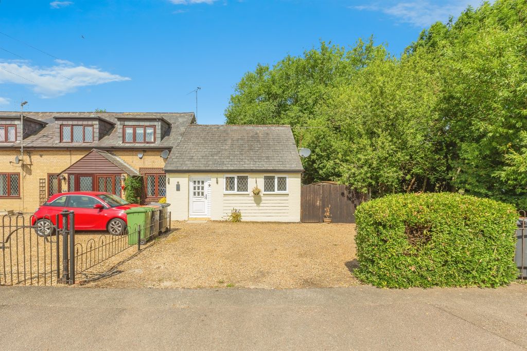 Property photo 1 of 17