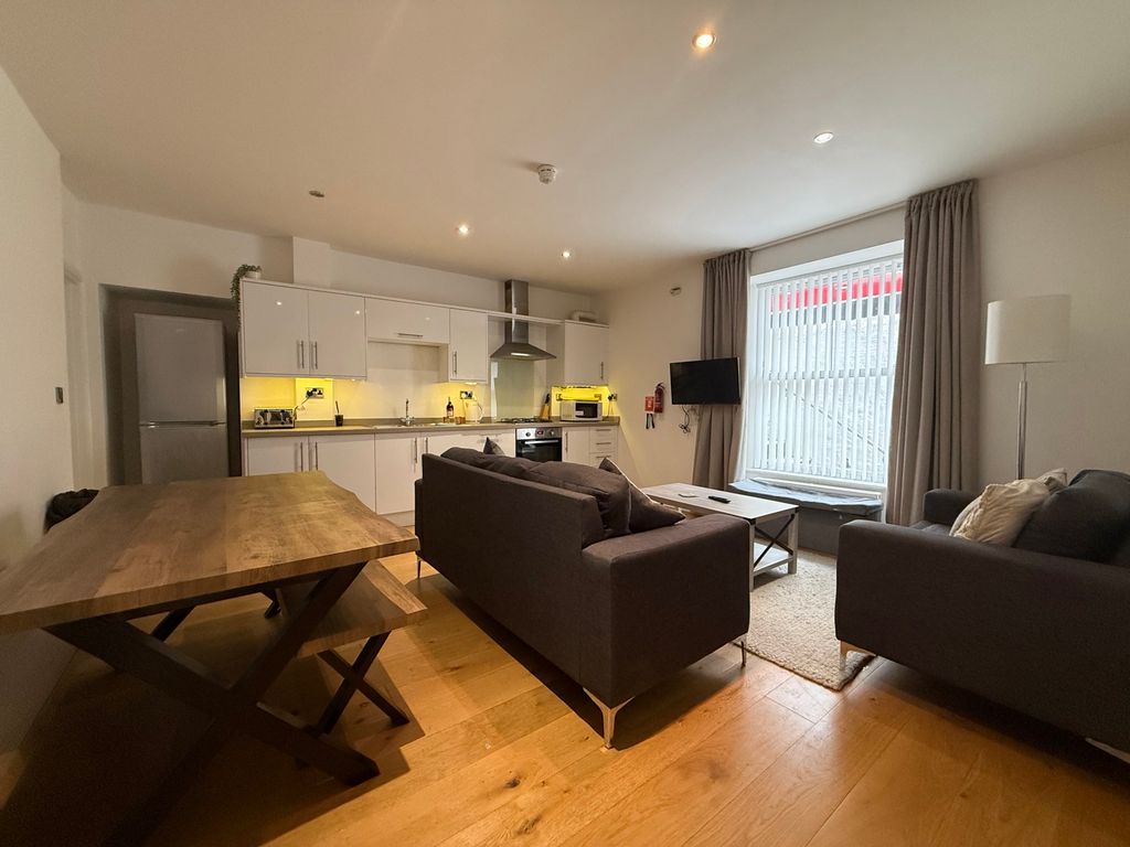 Property photo 2 of 15 Photograph