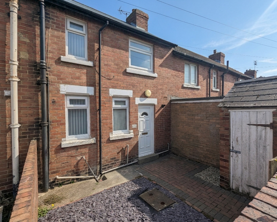 Property photo 2 of 18