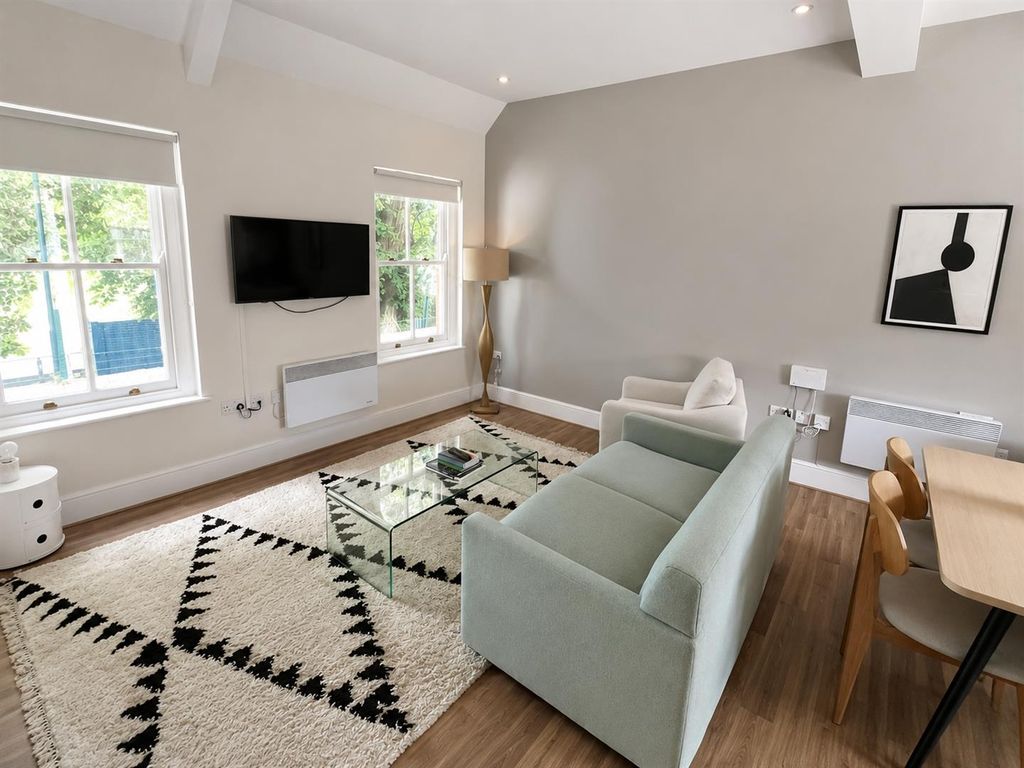 Property photo 2 of 4 Ext 2.Png