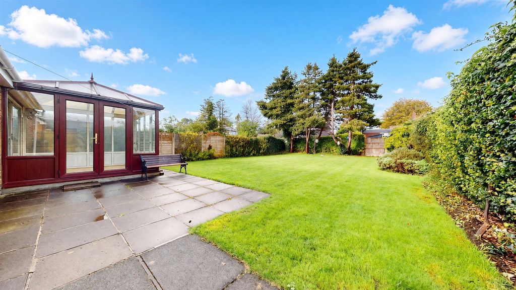 Property photo 3 of 36 Daresbury Road Rear Garden