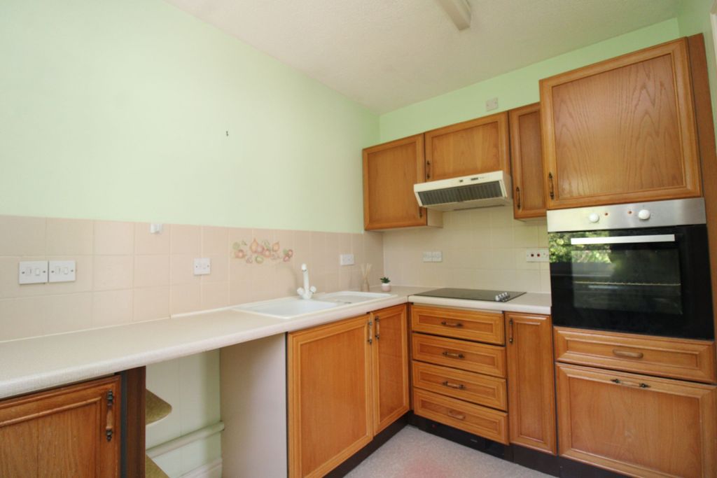 Property photo 3 of 15