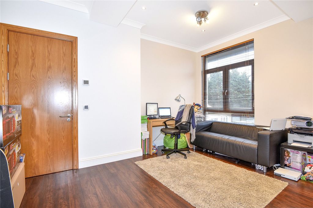 Property photo 2 of 11 Picture No. 11