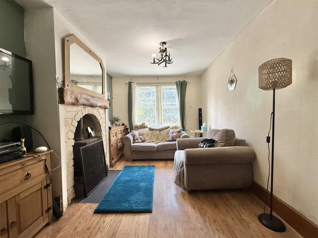 Property photo 2 of 12 Living Room