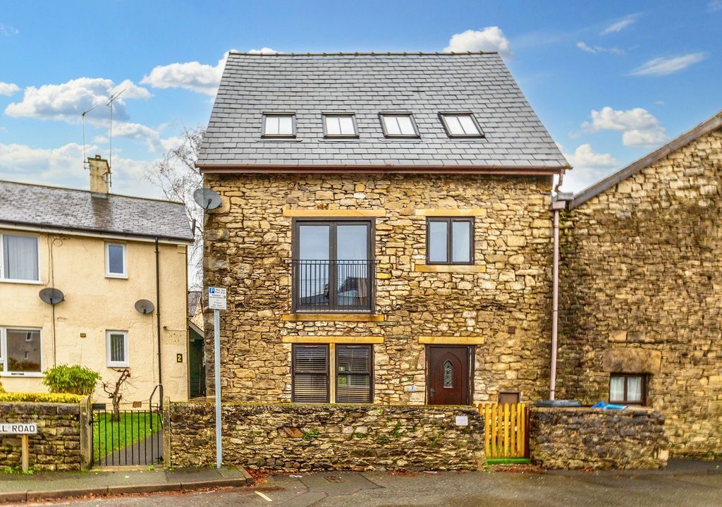 Property photo 1 of 24