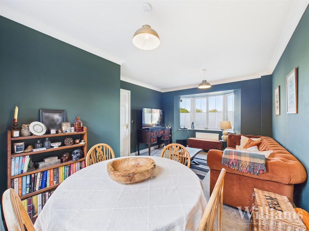 Property photo 2 of 18 Cam02861G0-Pr0511-Still012.Jpg