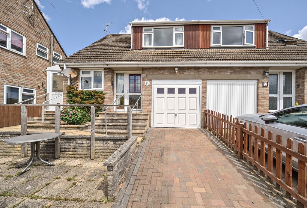 Property photo 1 of 23 1298512-3-683d804...