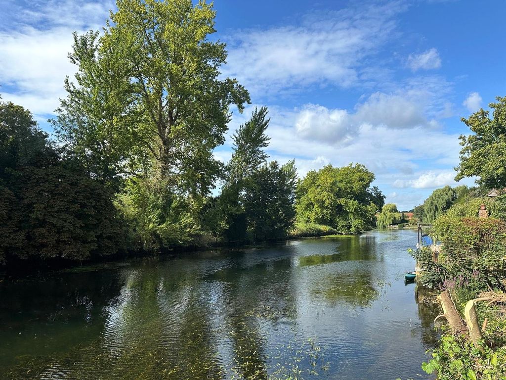 Property photo 3 of 10 Picture No. 09