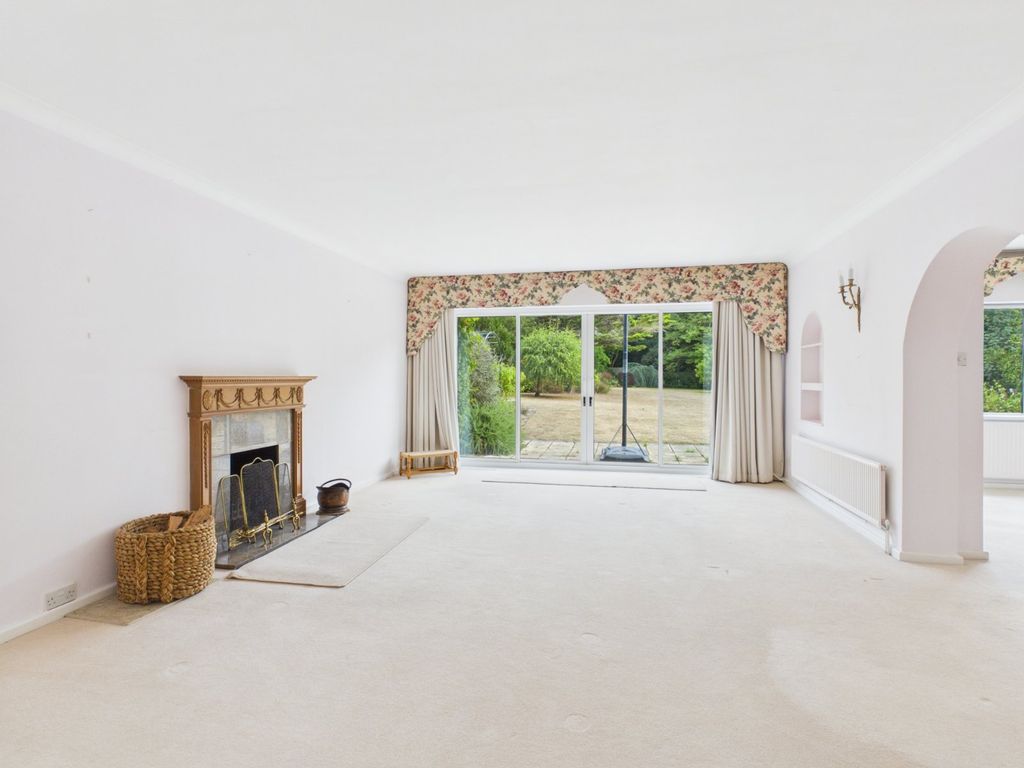 Property photo 3 of 33 Picture No. 34