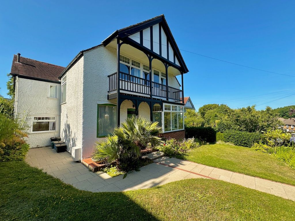 Property photo 1 of 27 Picture No. 42