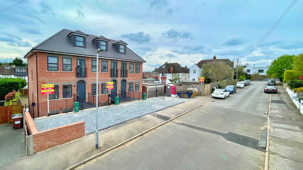 Property photo 2 of 44