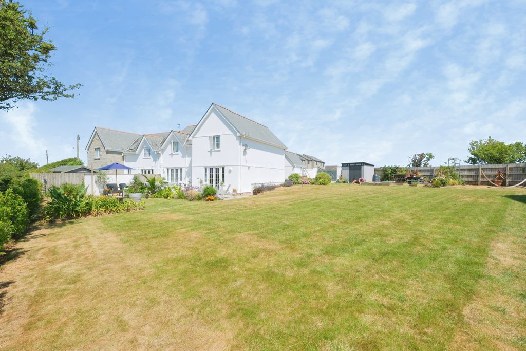 Property photo 1 of 26