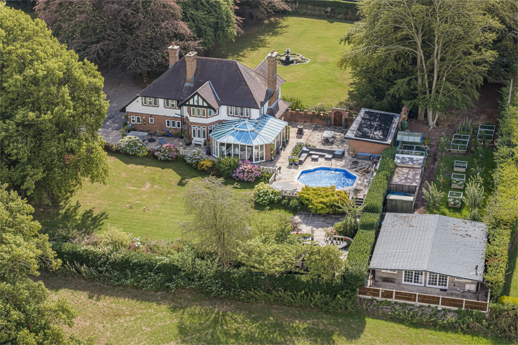 Property photo 1 of 50 (Main)