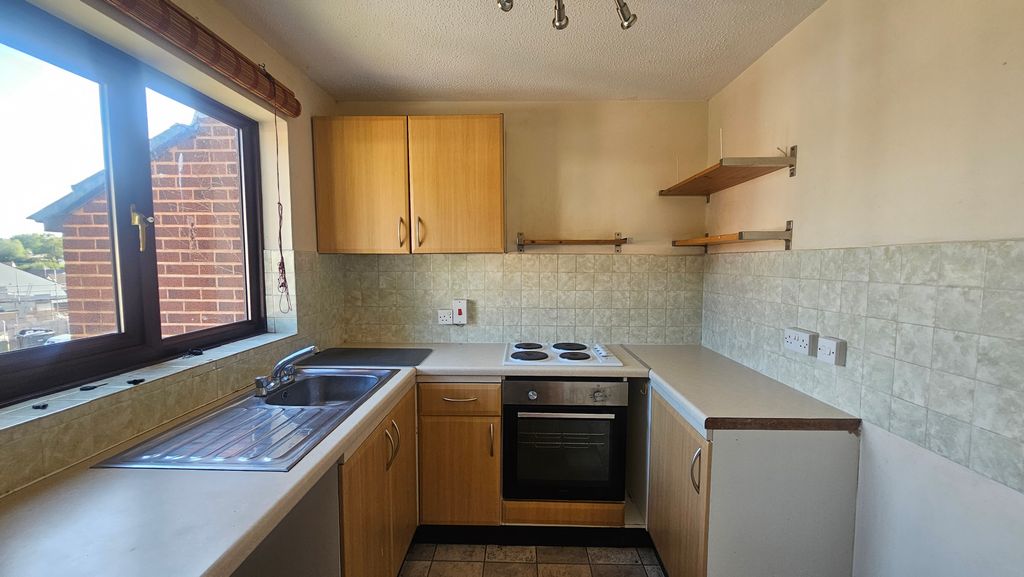 Property photo 2 of 5