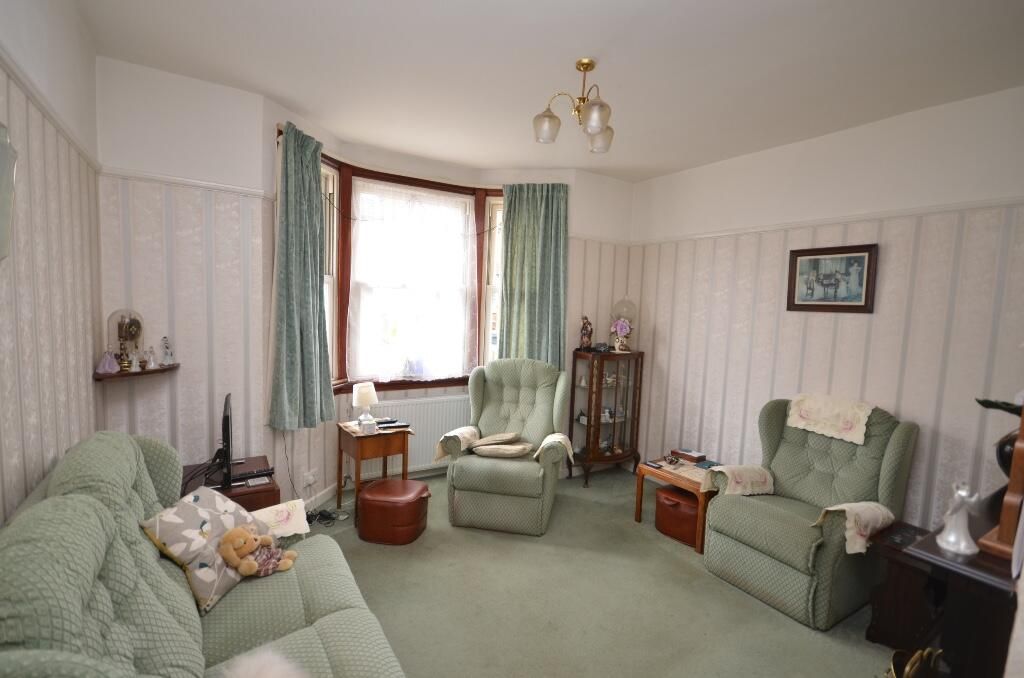 Property photo 2 of 16