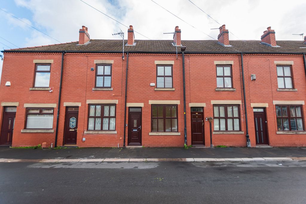 Property photo 1 of 15 Main Image