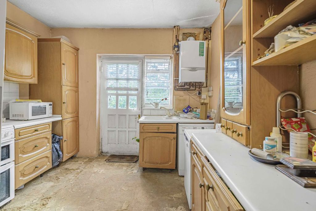 Property photo 3 of 3