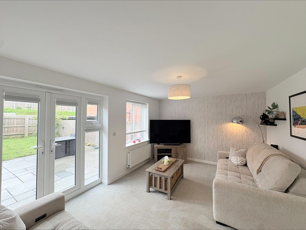 Property photo 3 of 31