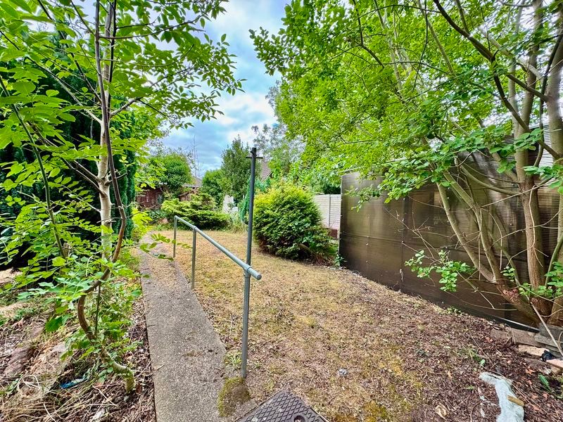 Property photo 2 of 8 Photo 8