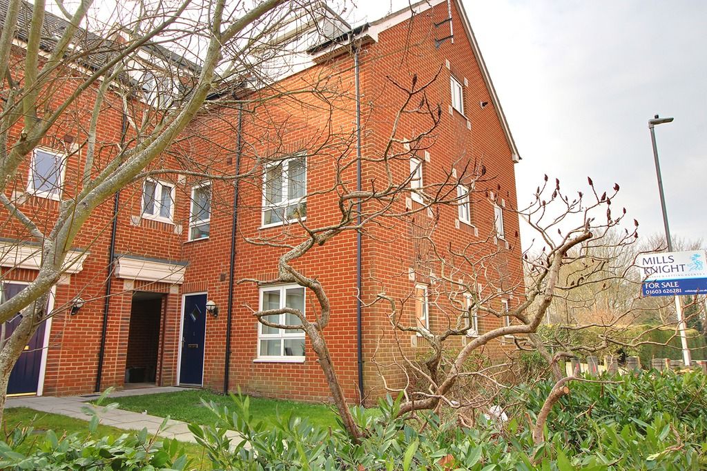 Property photo 2 of 11