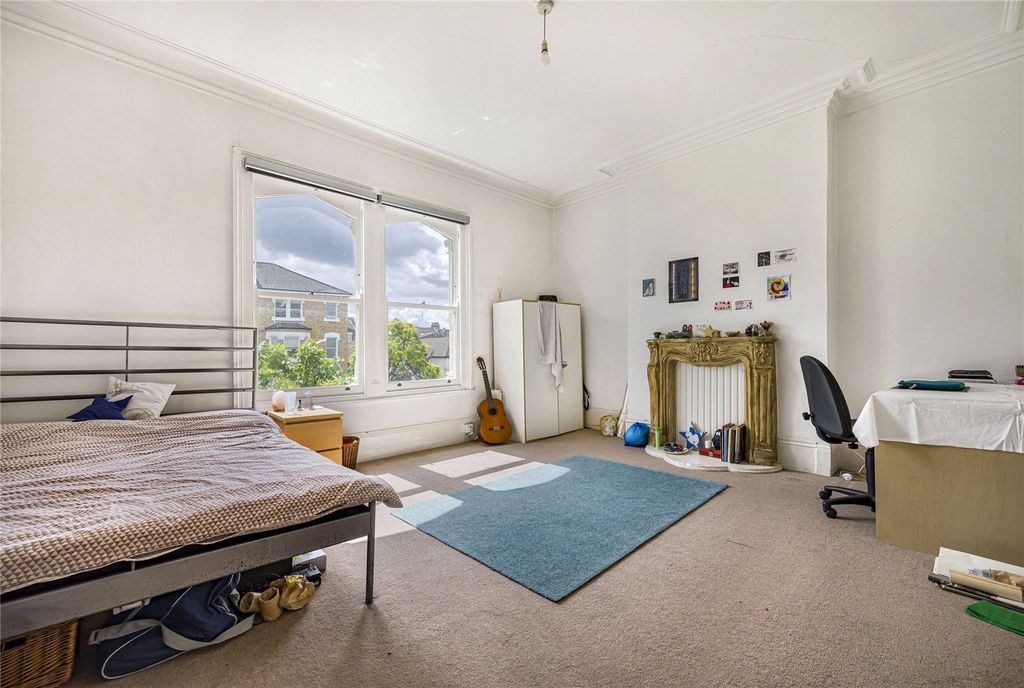 Property photo 2 of 13 Picture No. 12