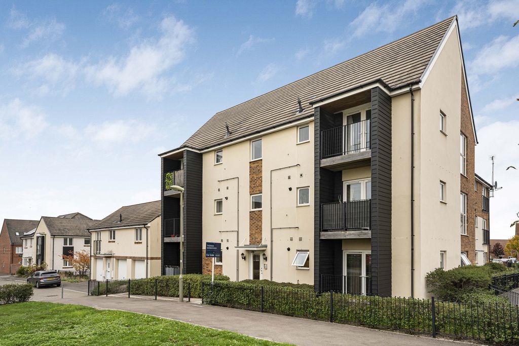 Additional image 12 of 1 bed flat for saleJackdaw Road, Didcot OX11
