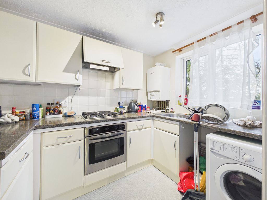 Property photo 3 of 6