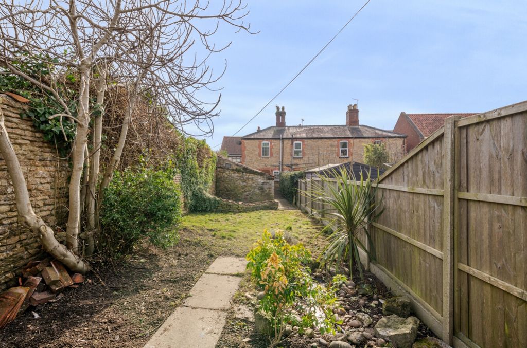Property photo 3 of 13 1254363 (8)
