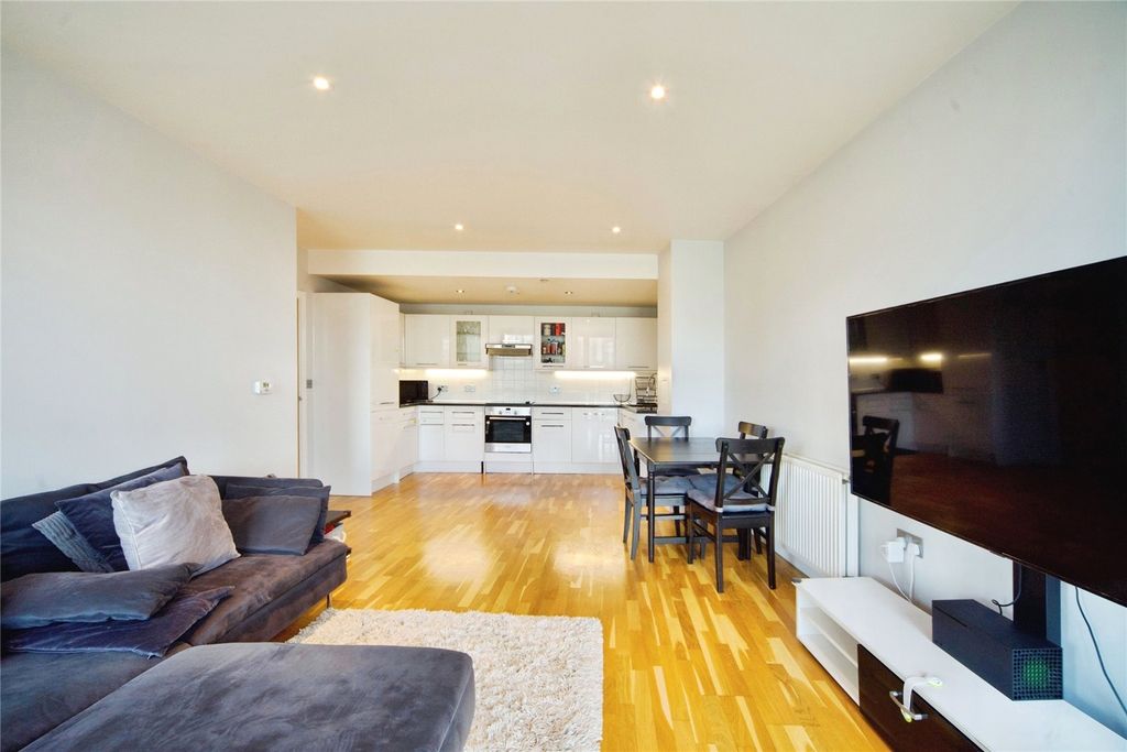 Property photo 1 of 15 Picture No. 04