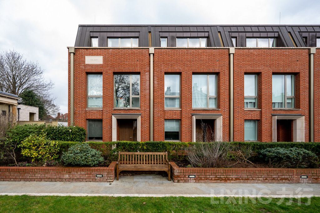 Property photo 3 of 22